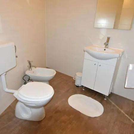 Noa1 Tar By Interhome Lägenhet Tar-Vabriga