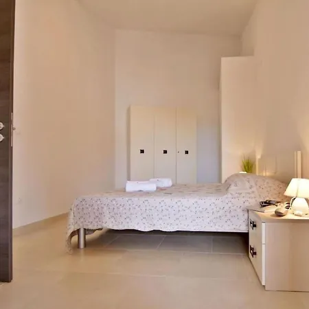 Noa1 Tar By Interhome *