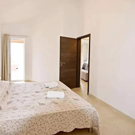 Noa1 Tar By Interhome Lägenhet *